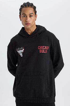 DeFactoFit NBA Chicago Bulls Boxy Fit Kapüşonlu Kalın Sweatshirt D6574AX25SPBK81
