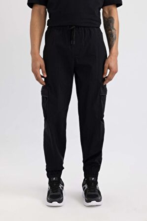 DeFactoFit Oversize Geniş Kalıp Kargo Cepli Sporcu Dokuma Pantolon C1528AX24SMBK81