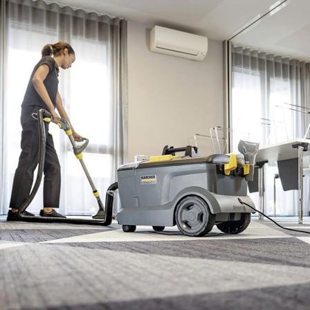 Karcher Puzzi 10/1 Halı Yıkama Makinesi