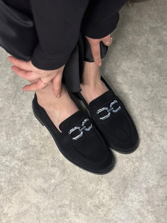 Günlük Kadın Loafer Klasik Alçak Topuklu Desenli Taban Zincirli Oval Burunlu Makosen Ayakkabı 100