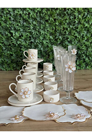 6 Kişilik 30 parça Lüks Çiçek Motifli Porselen Kahve Sunum Seti