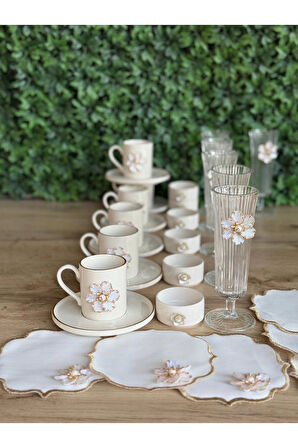 6 Kişilik 30 parça Lüks Çiçek Motifli Porselen Kahve Sunum Seti