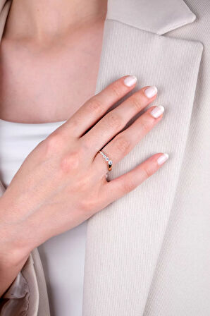 14 Ayar Altın Minimal Beştaş Yüzük 269