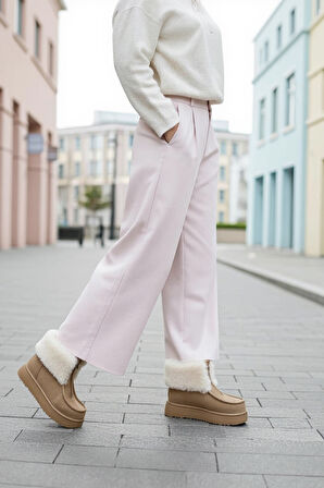 Altın Pabuç Kürk Detaylı Kadın Bot - Sıcak Tutan, Kaymaz Ortopedik Tabanlı Konforlu Kışlık Bot