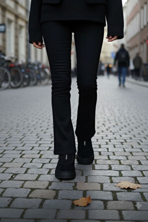 Altın Pabuç Kürk Detaylı Kadın Bot - Sıcak Tutan, Kaymaz Ortopedik Tabanlı Konforlu Kışlık Bot