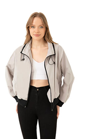 Kadın Taş Dik Yaka Su ve Rüzgar Geçirmez Oversize Crop Mevsimlik Yağmurluk Rüzgarlık