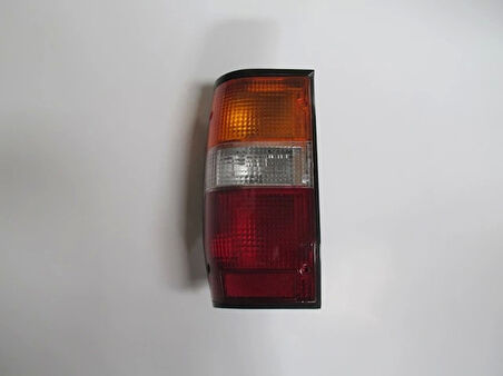 Mıtsubıshı L200- Pıck Up- 97/98; Stop Lambası Sol Siyah Sarı/Beyaz Kırmızı (Depo) (Oem No: Mb527101)