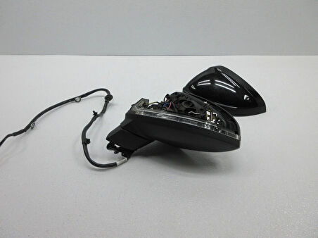 Dış Dikiz Aynası A3 Sedan 13Sonrası Elektrikli,Isıtmalı, Sinyalli Astarlı, Katlanır, Hafızalı Sol (Oem No: 8V5857409F9B9)