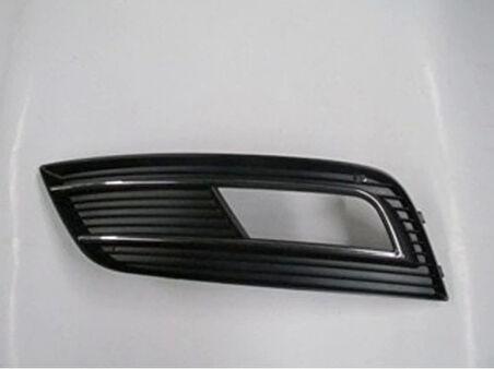 2013-2015 Audi A4 Sis Lamba Kapağı Sol Sis Delikli (Nikelaj Çıtalı) (Bfn) (Adet) (Oem No:8K0807681K01C)