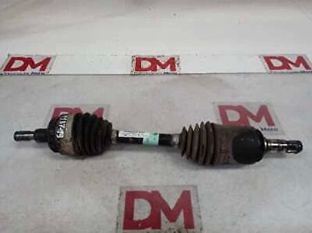 Ön Kapı Cam Kenar Dıs Çıtası : L Sıyah Opel Corsa D Corsa E Bm 07- (Oem No: 5154217)
