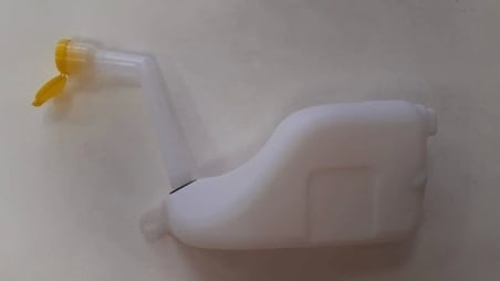 Renault Megane- 3- Hb- 14/15; Ön Cam Su Bidonu/Deposu (Borusu Ve Kapağı İle Birlikte) (Oem No: 289104118R)