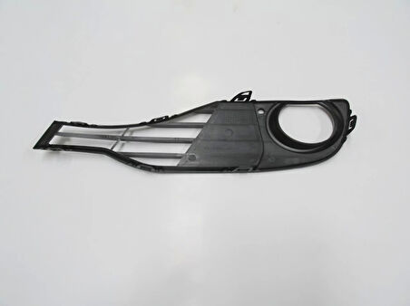 Bmw 3 Serı- F30- 12/14; Sis Lamba Kapağı Sağ Sis Delikli (Tw) (Oem No: 51117255370)
