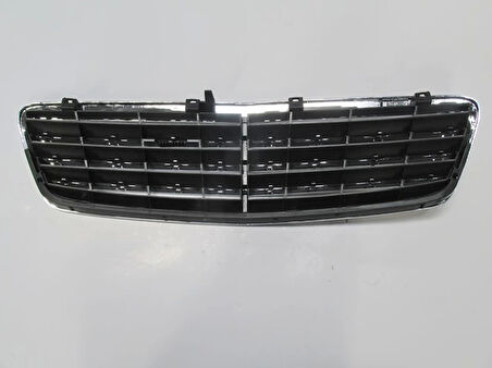 Mercedes C Class- W203- 04/07; Ön Panjur Nikelajlı/Gri (7Çıtalı) (Tw) (Oem No: 2038807246)
