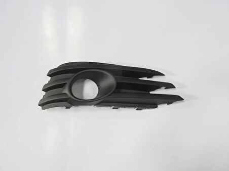Opel Vectra- 06/09; Sis Lamba Kapağı Sağ Sis Delikli (Tw) (Oem No: 6400600)