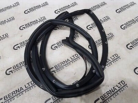 Arka Kapı Fıtılı Sol Ford Fıesta Bm 08- (Oem No: 8A61 A253A11 Ay)
