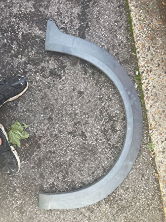 Ön Çamurluk Dodiği Sol Ford Connect Bm 06- (Oem No: 7T16 A278L01 Afm5Ab)