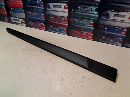 Kapı Bandı Arka Sağ Renault Clıo Iıı Bm 05- (Oem No: 7701476426)