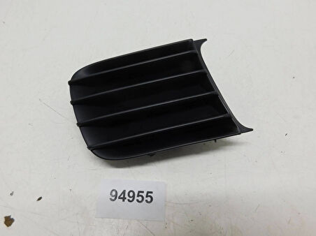 Sis Lamba Kapağı Corolla 00-02 Sağ (Sis Delikli) (Oem No: 81481-12050)
