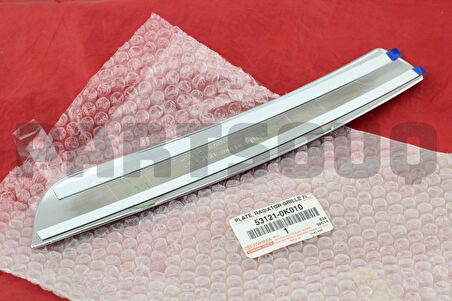Panjur Çıtası (Bandı) Hılux 06-08 Krom R-L Set (Oem No: 53121-0K010-53122-0K010)