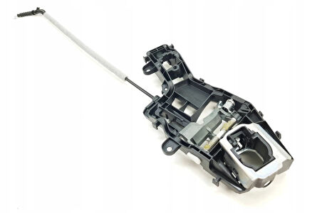 Kapı Kolu Braketı Vw Passat Bm 14- (Oem No: 517837811L)