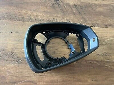 Vw A3 2013- Ayna Çerçevesı Sağ  (Oem No:8V0857240)