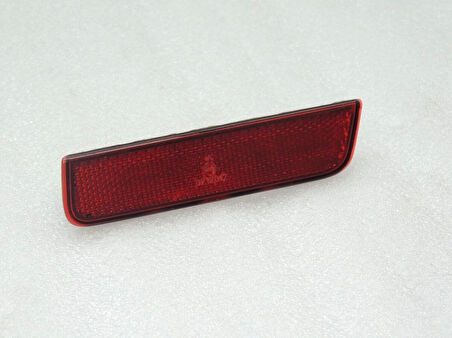 Renault Dacia Duster 2010- Reflektör Arka Sağ  (Oem No:265604000R)