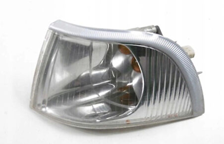 Volvo S-40 1998- Sinyal Lambası Sol  (Oem No:30854653)