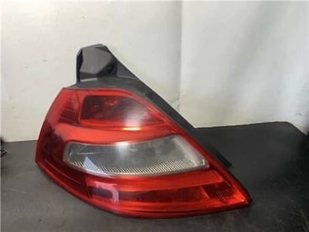 Renault Megan Iı Hb 2006- Stop Lambası Sol Hb (Oem No:8200413214)