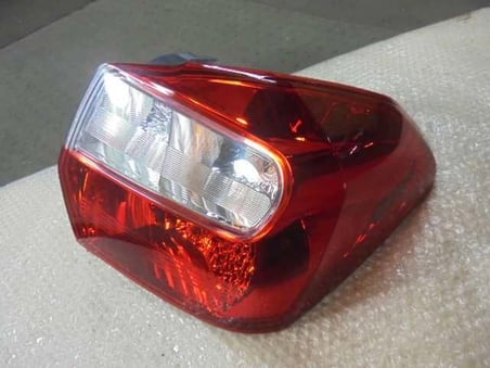 Subaru Xv 2012-2015 Stop Lambası Sağ (Oem No:84912Fj040)