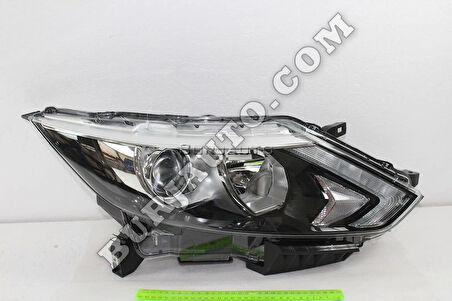 Nissan Qashqai- J11- 2014-2016  Far Lambası Sağ Elektrikli/Motorlu/Mercekli/Ledli (H7/H11)(E Marklı) (Oem No:260104Eh1A)