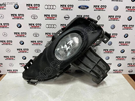 Mazda 3 Sd 2003-2006 Sis Lambası Sol  Yuvarlak Spor Tip (Çerçevesi İle Birlikte) (Famella)