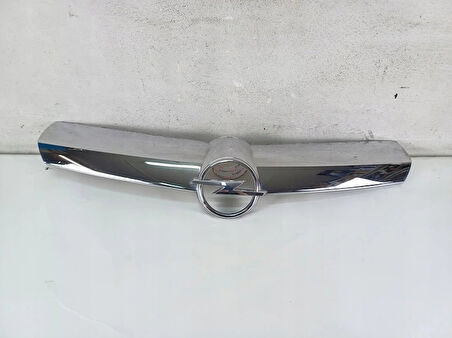 opel zafira- 2005-2007  ön panjur alt nıkelaj çerçevesı (tw) Oem No (13183699)