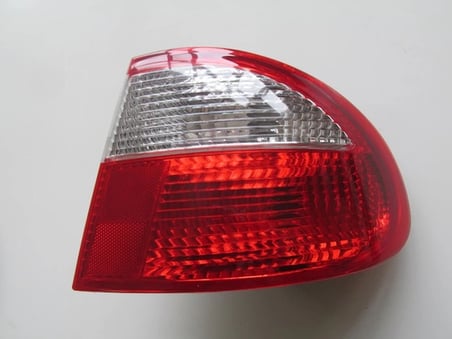 Daewo Lanos 1997-2000 Dış Stop Lambası Sağ Kırmızı - Beyaz (Mars) (Oem No (96324637))