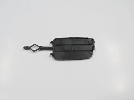 peugeot  3008  2021-2024  arka tampon çeki demirr kapağı Oem No (1618040980)