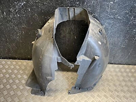 Peugeot Partner / Rifter / Citroen Berlingo / Opel Combo 2019 Sonrası / Fiat Doblo 2023 Sonrası Sol Çamurluk Davlumbazı Oem No (9817398780)