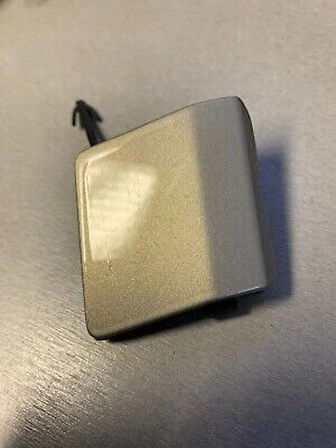 Renault Clio IV 2012- Çeki Demir Kapağı Arka Oem No (511658538R)