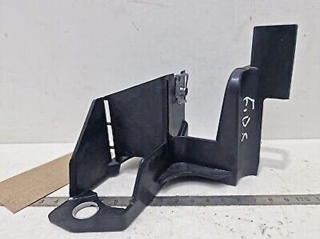 Clio Ön Panel Braketi Takım Hatchback 2024- Oem No (622104863R)