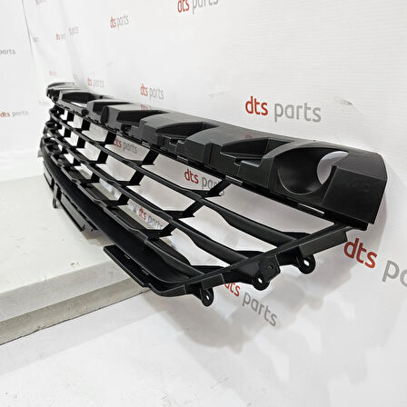 Traffıc 2021- Ön Tampon Panjuru Oem No (622547116R)