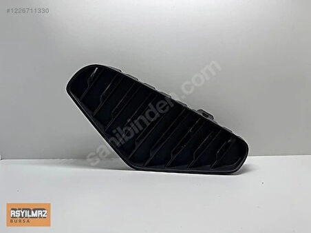 Clio Arka Tampon Panjuru Sağ Hatchback 2024- Oem No (850762838R)