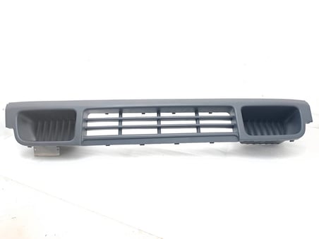 Volkswagen Transporter T5 Ön Tampon Panjuru Orta 2003- (Oem No:  7H08077197G9)