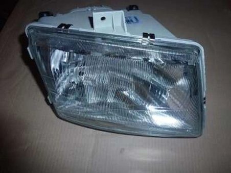Mercedes Vito Ön Far Sağ 1996- (Oem No:  A6388200161)