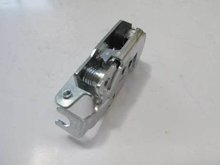 Citroen Jumper 2025-2026 Bagaj Kilidi Üst Sağ (Düşük Tavan) (Oem No: 8719F1)
