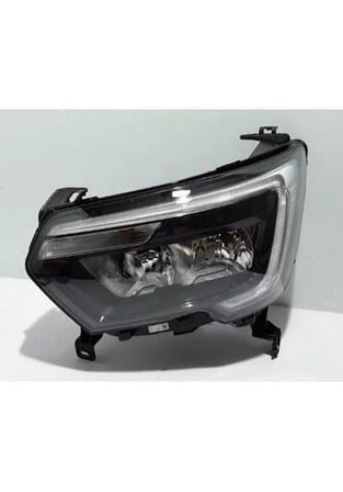 Renault Master (2019 Yılında Çıkan Kasa) Ön Far Elektrikli Led Sol (Oem No: 260607867R)