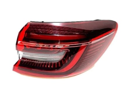 Renault Clio (2020 Yılında Çıkan Kasa) Arka Stop Dış Icon Sağ (Oem No: 265504885R)