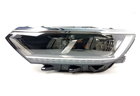 Volkswagen Passat 2014-2019 Ön Far Elektrikli Motorlu Led Sol (Oem No: 3G1941773D)