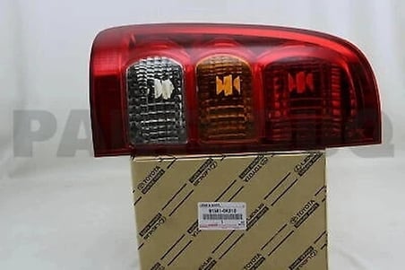 Toyota Hilux (2004 Yılında Çıkan Kasa) Arka Stop Sol (Oem No: 815610K010)
