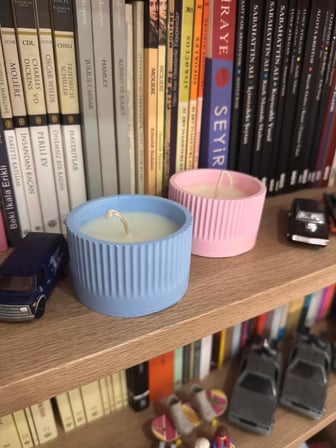 Dekoratif Beton Mum | El Yapımı | Tırtıklı Desen | Mavi 100 Gr