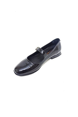 ALBİNİ 25Y100780 KADIN DERİ BABET AYAKKABI SİYAH KIRIŞIK RUGAN