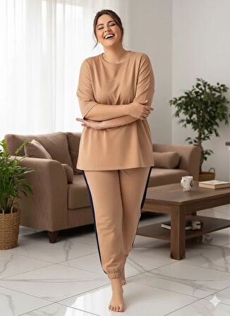 KADIN BÜYÜK BEDEN EŞOFMAN TAKIMI