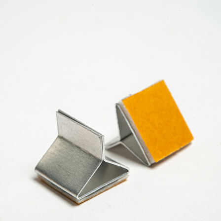 Kare Fitil Sehpası Yapışkanlı - ( 15mm x 15mm x 15mm ) 30 Adet